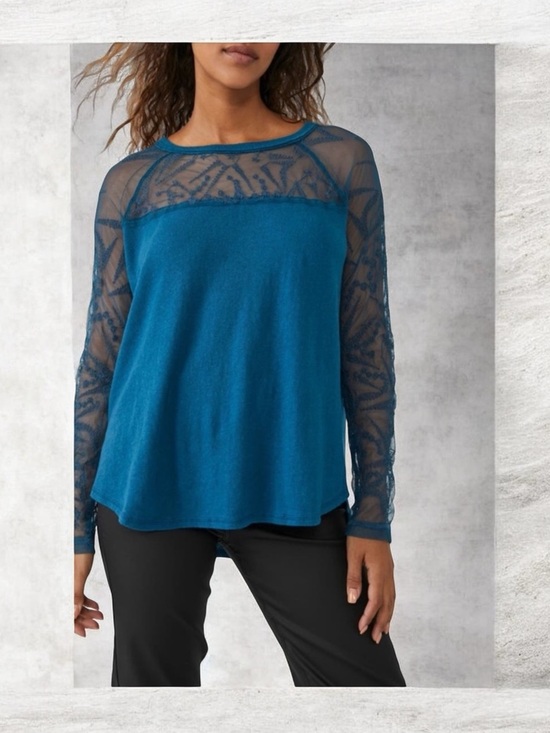 Free People Tops - FREE PEOPLE SYDNEY EMBROIDERED LONG SLEEVE TOP OVERSIZED SMALL PETITE TO MEDIUM